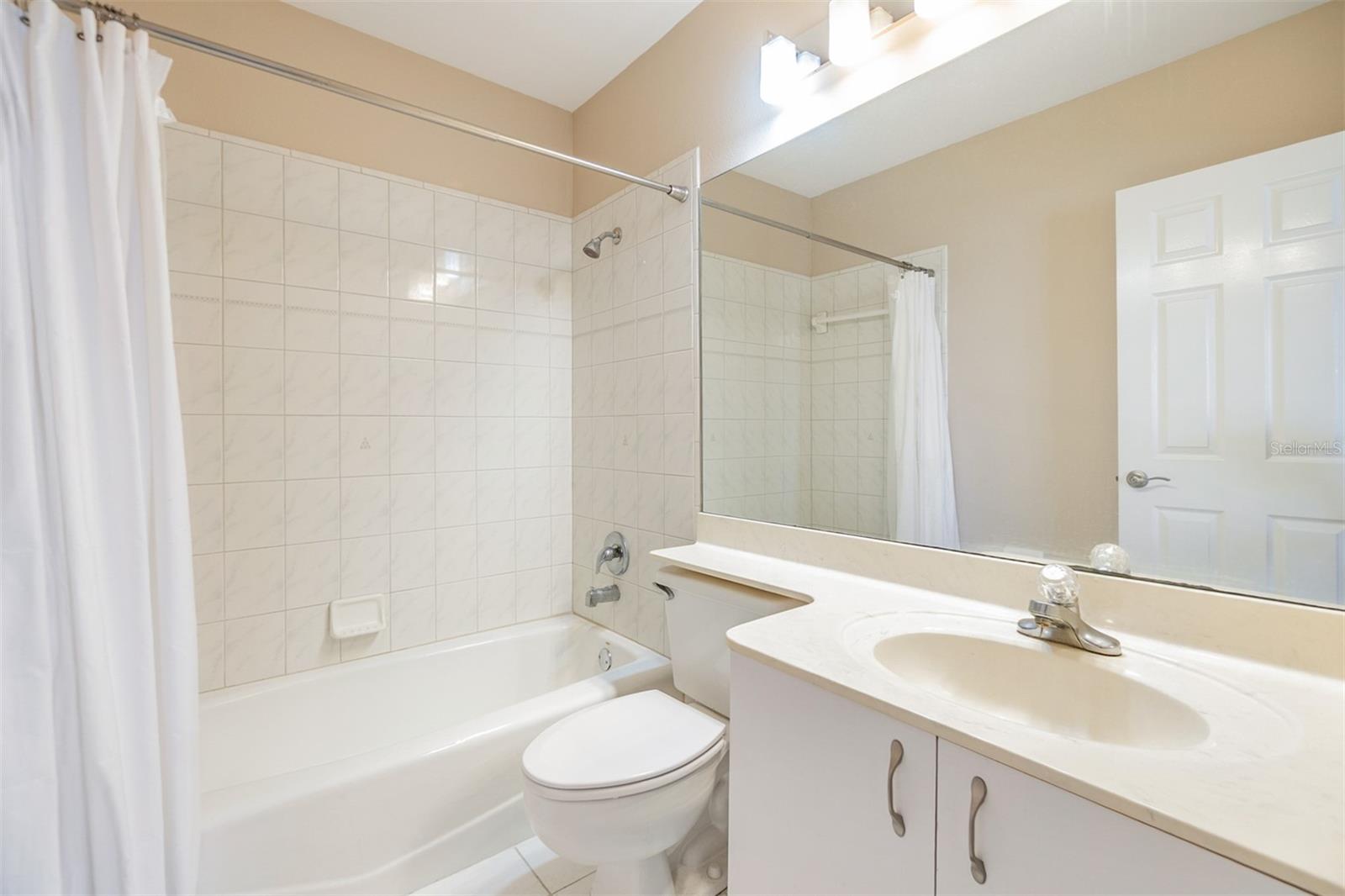 Image 30 of 73 For 1422 Jumana Loop