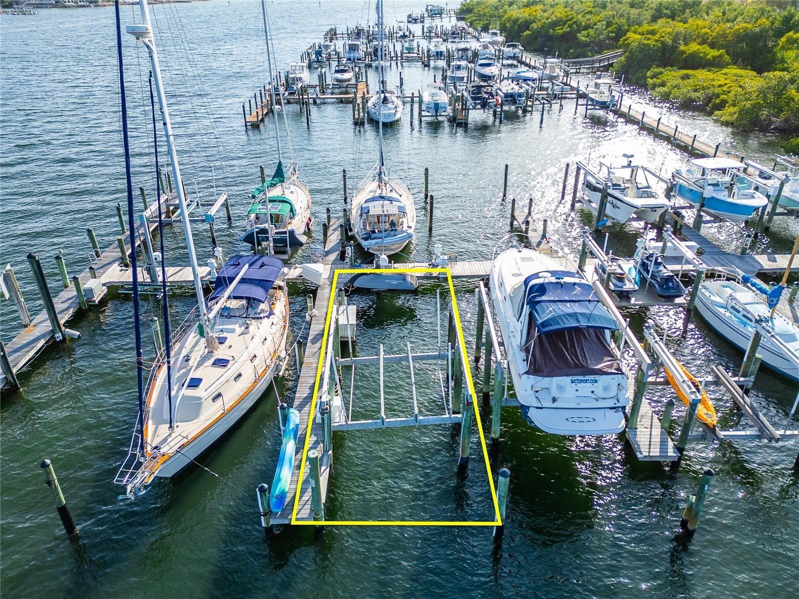 Image 49 of 73 For 1422 Jumana Loop