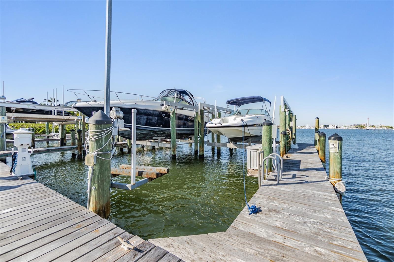 Image 56 of 73 For 1422 Jumana Loop