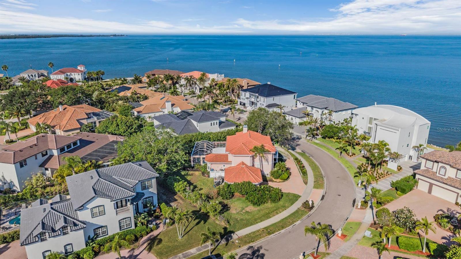 Image 62 of 73 For 1422 Jumana Loop