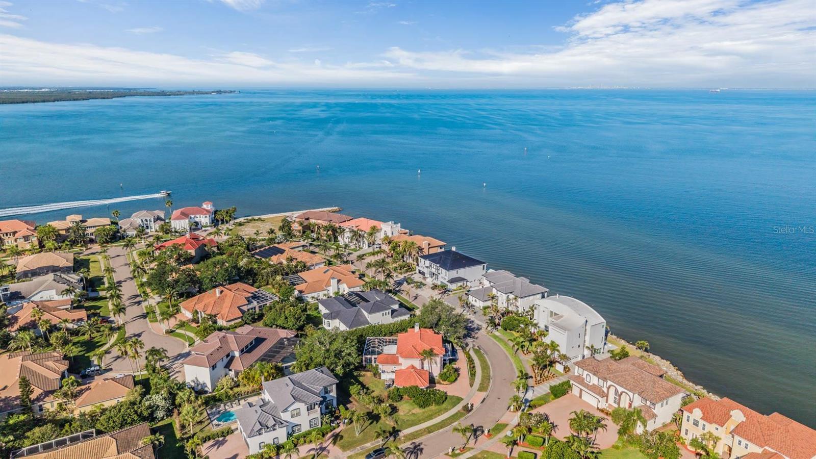 Image 63 of 73 For 1422 Jumana Loop