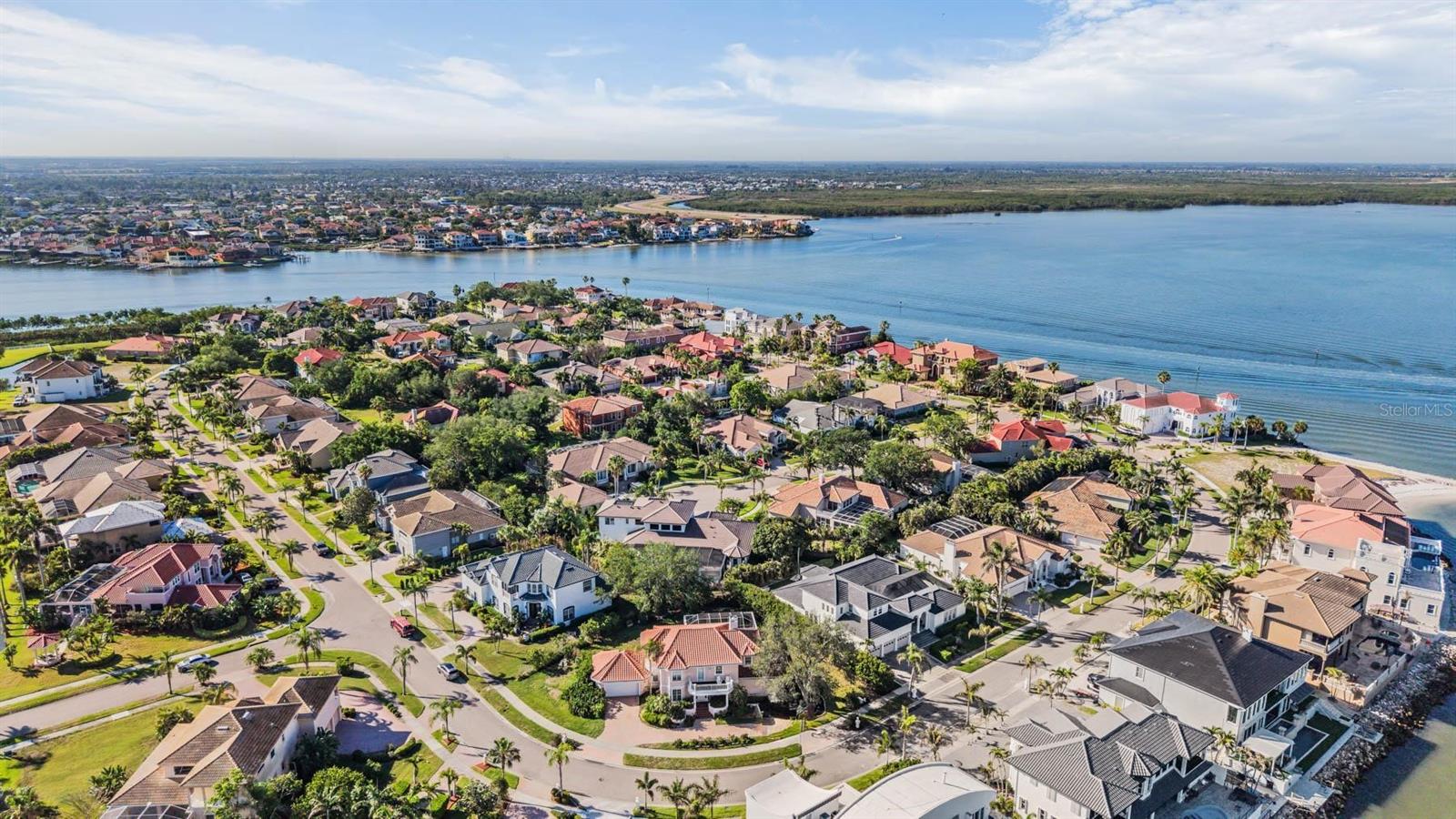 Image 65 of 73 For 1422 Jumana Loop