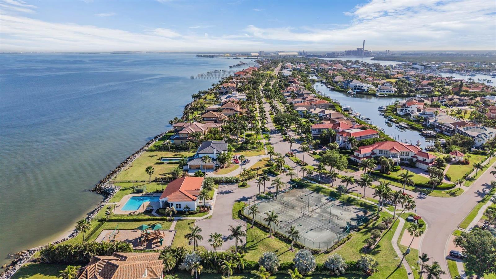 Image 70 of 73 For 1422 Jumana Loop