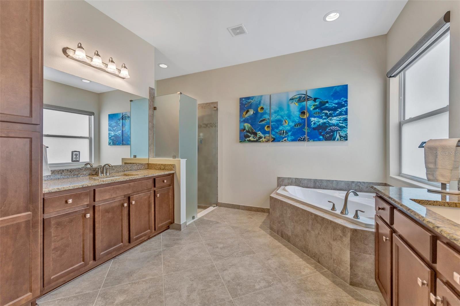 Image 39 of 90 For 2752 Coco Palm Circle