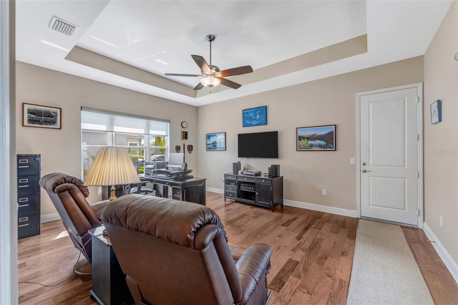 Image 55 of 90 For 2752 Coco Palm Circle