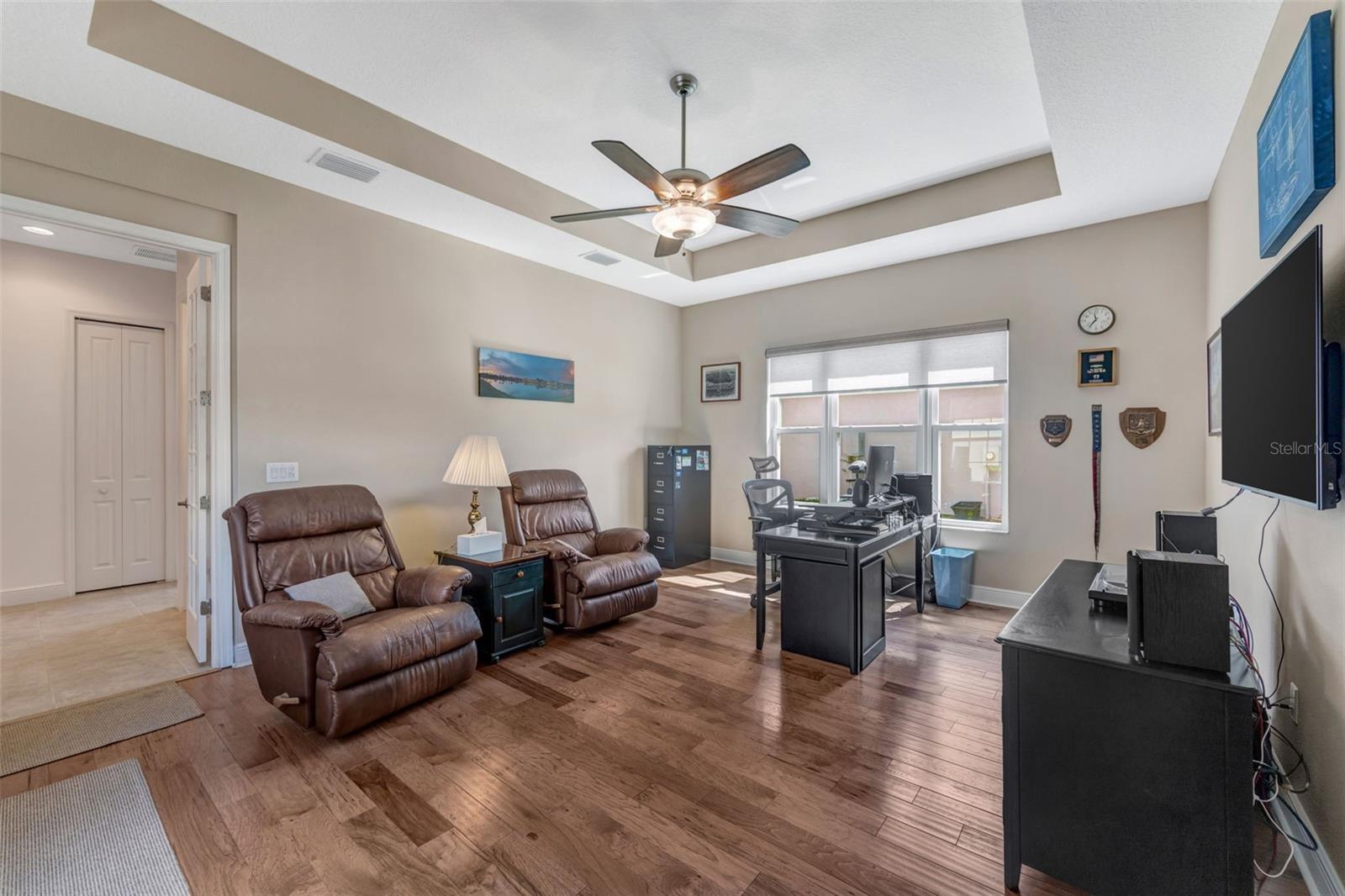 Image 56 of 90 For 2752 Coco Palm Circle