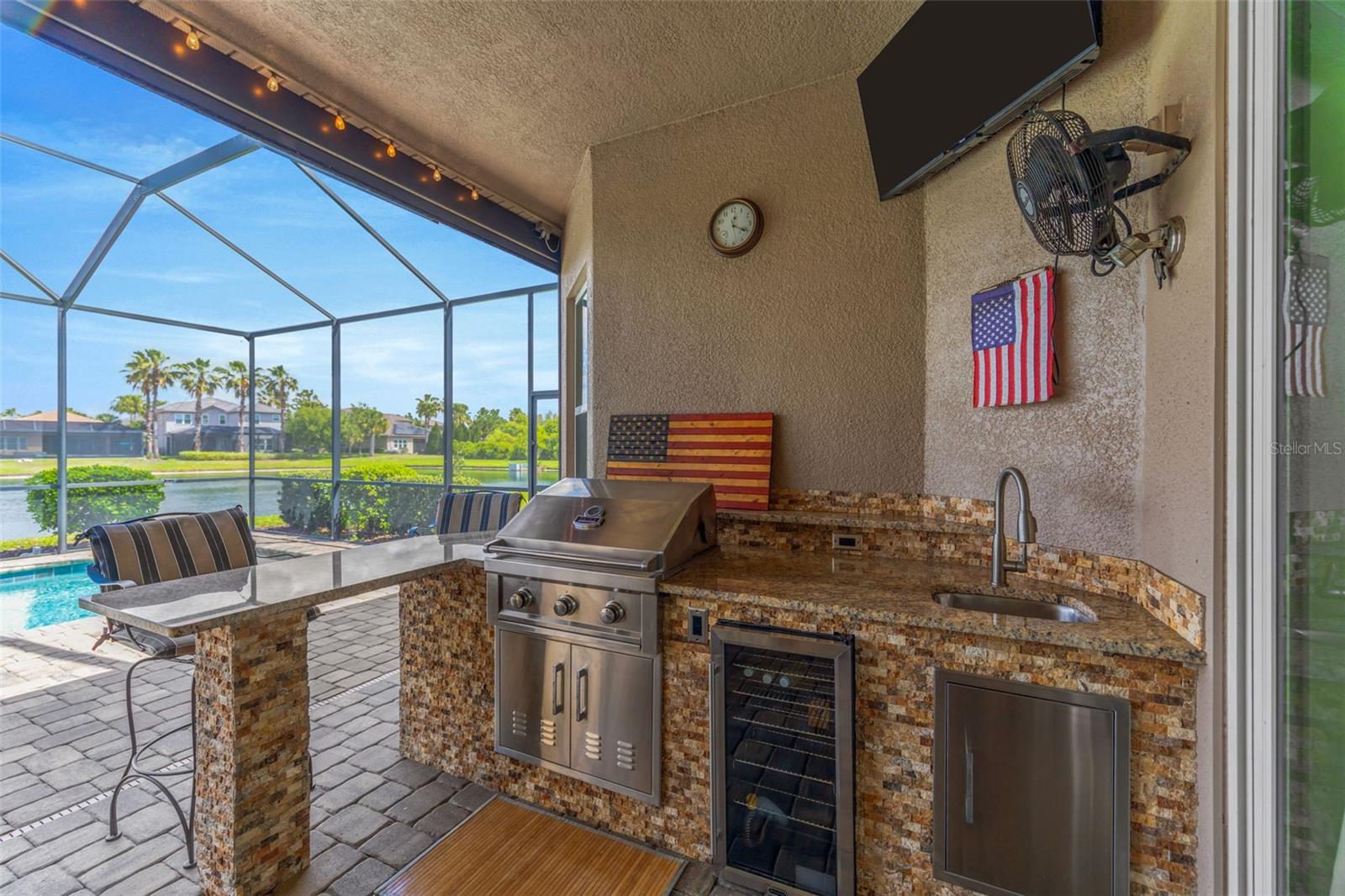 Image 59 of 90 For 2752 Coco Palm Circle