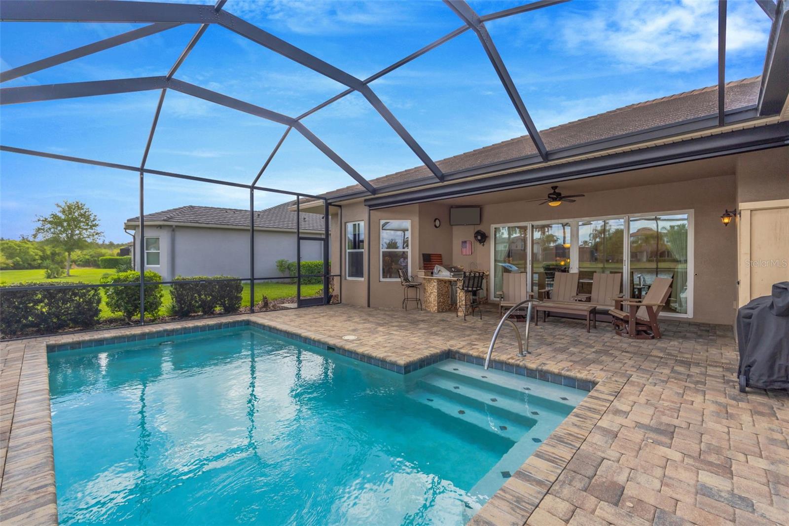 Image 65 of 90 For 2752 Coco Palm Circle