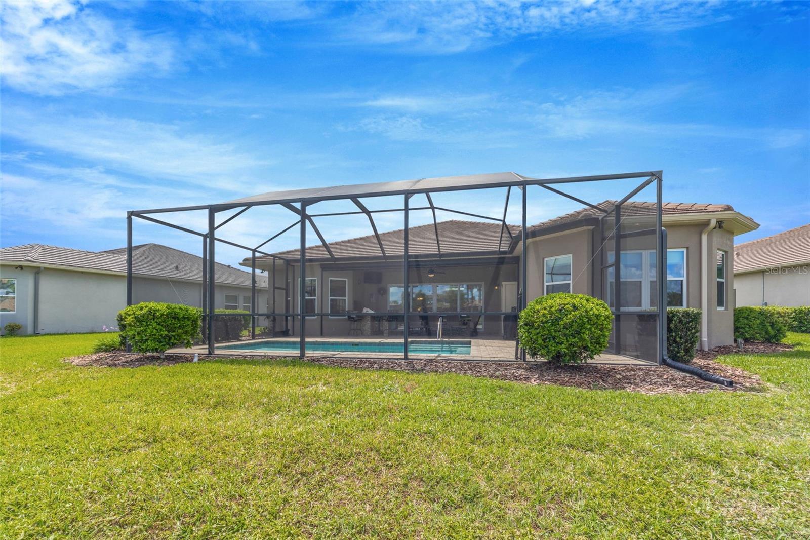 Image 72 of 90 For 2752 Coco Palm Circle