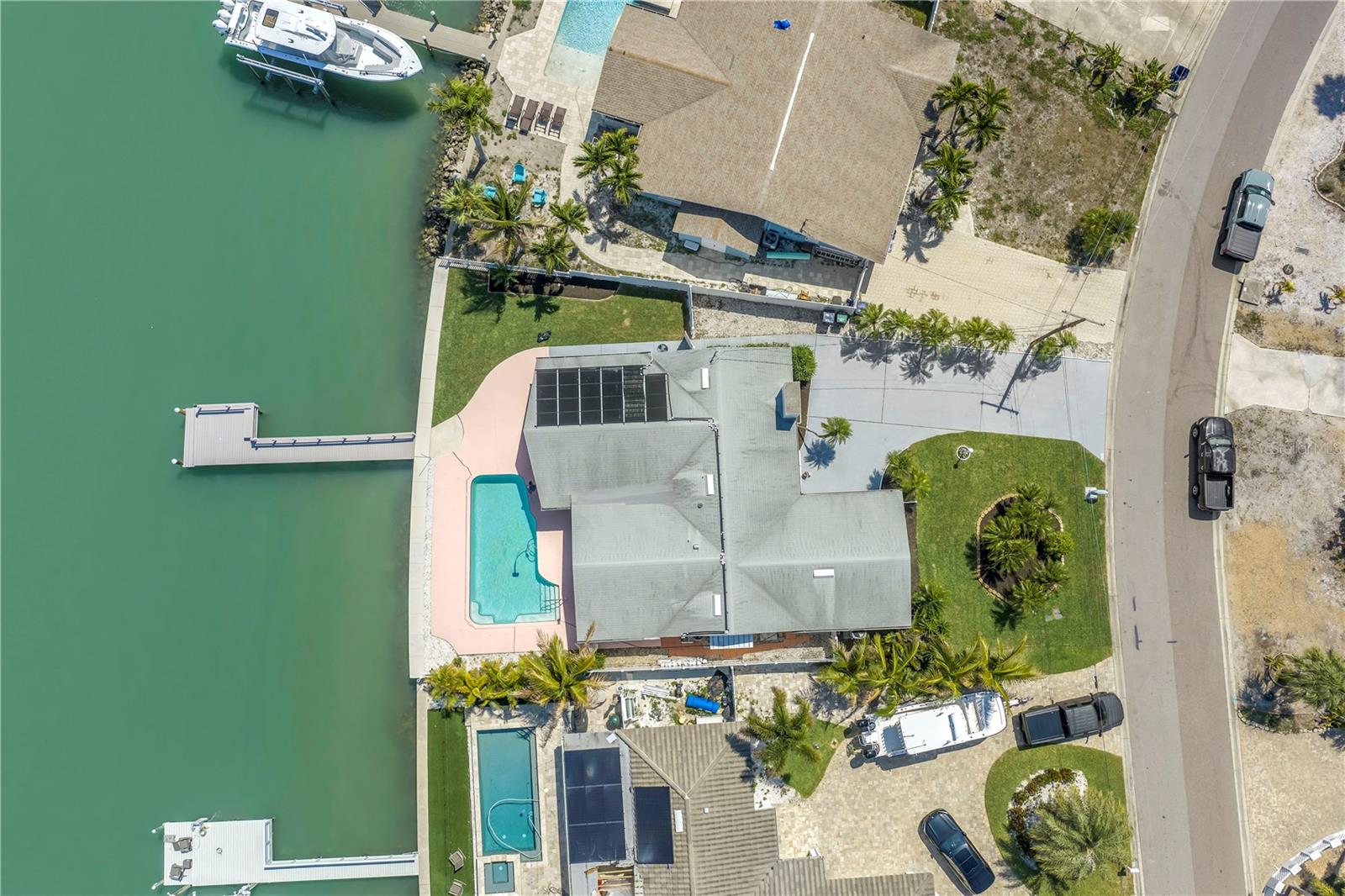 Image 46 of 66 For 6984 Shore Drive S