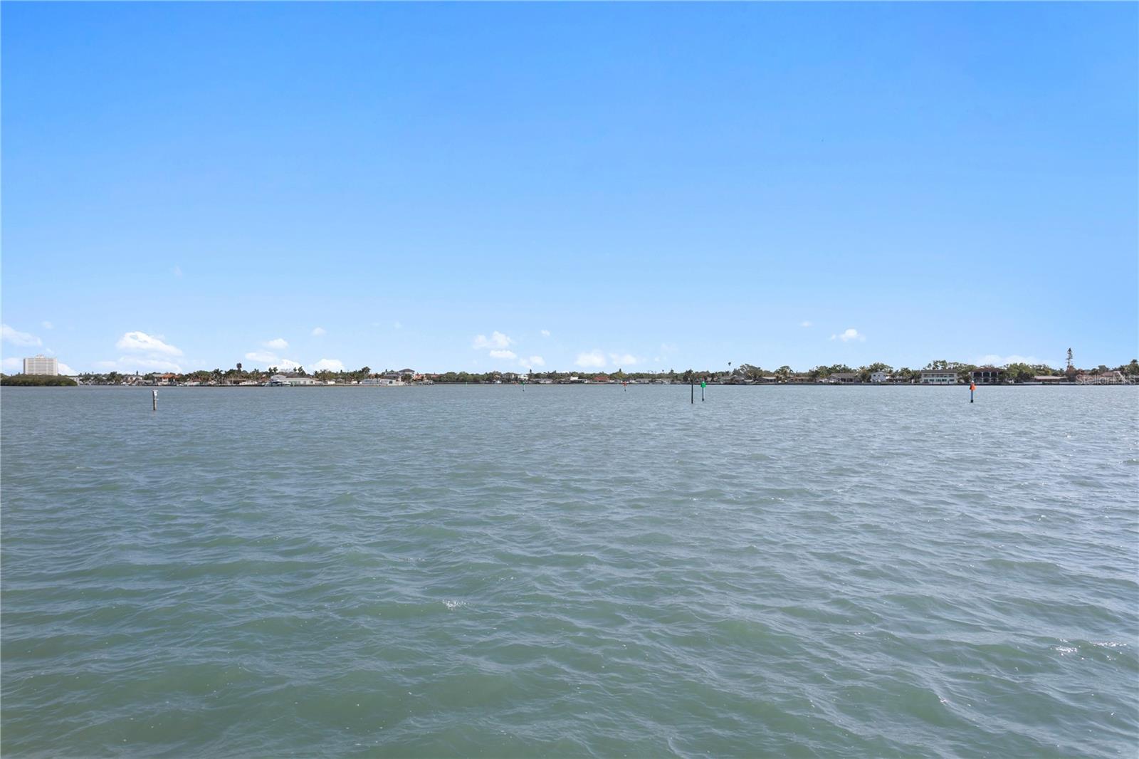 Image 61 of 66 For 6984 Shore Drive S