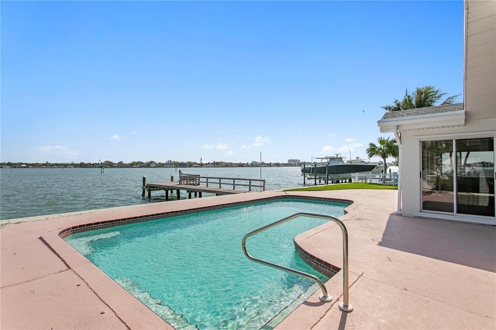 Image 63 of 66 For 6984 Shore Drive S