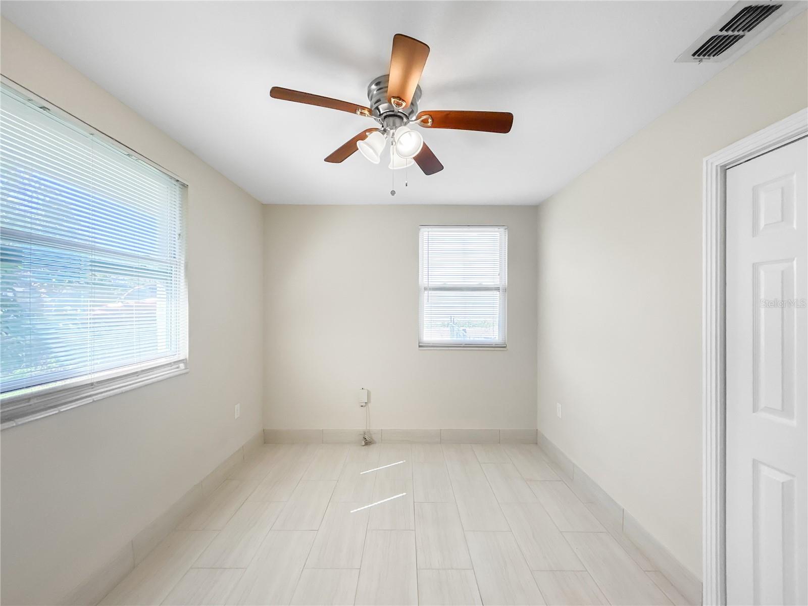 Image 14 of 22 For 133 18th Street