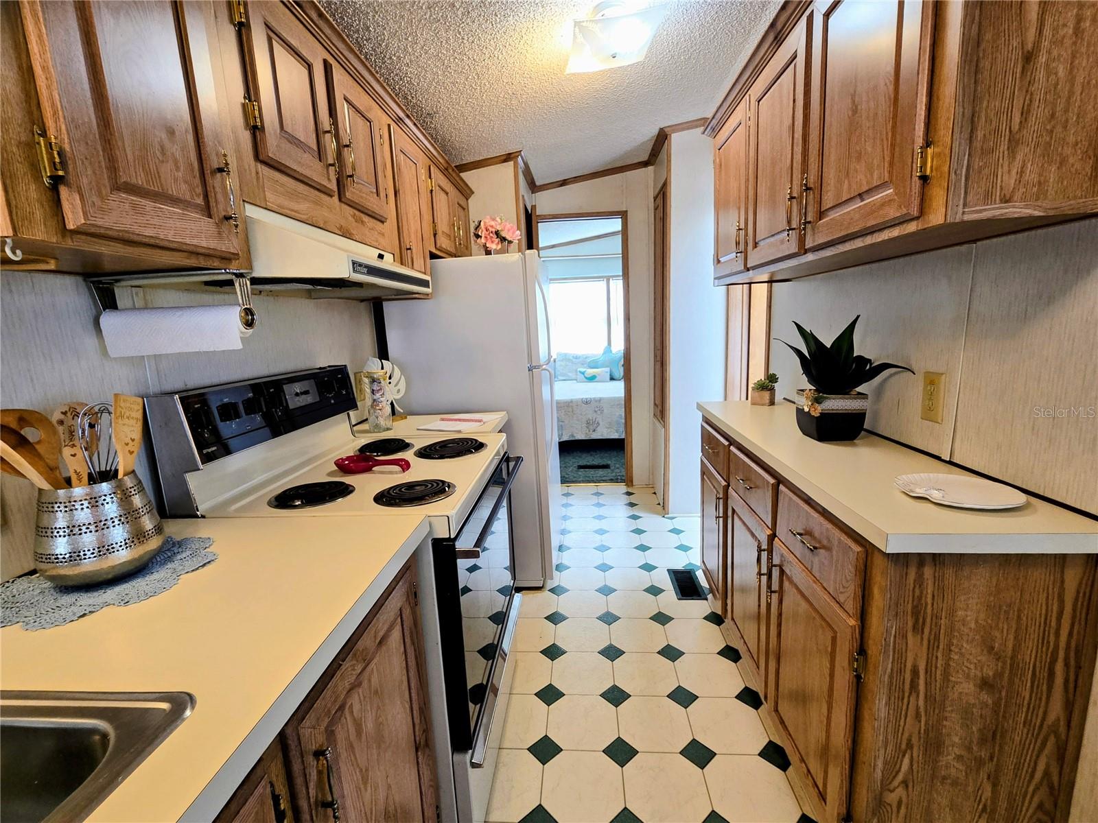 Image 10 of 33 For 39326 Recess Drive