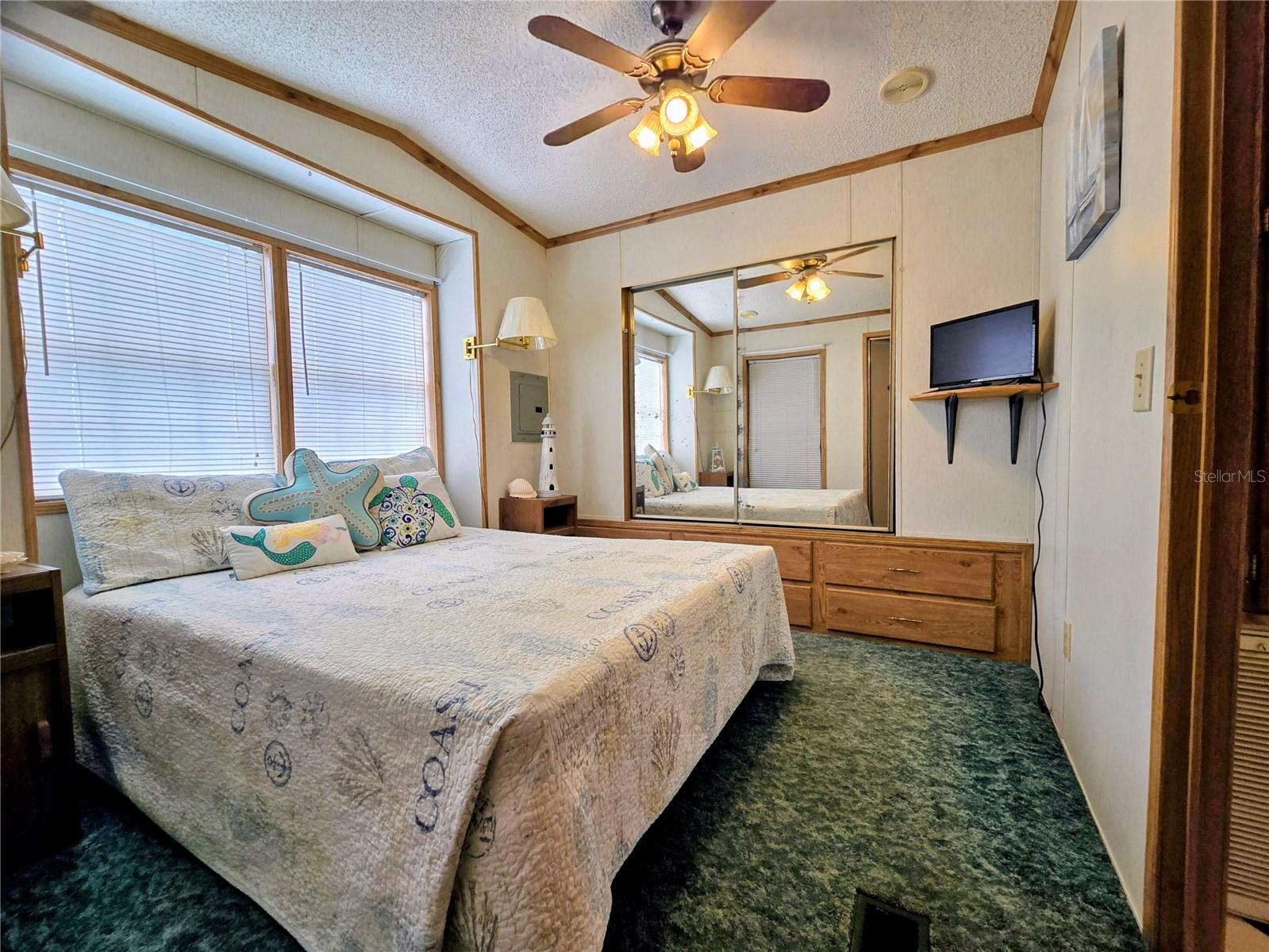 Image 15 of 33 For 39326 Recess Drive