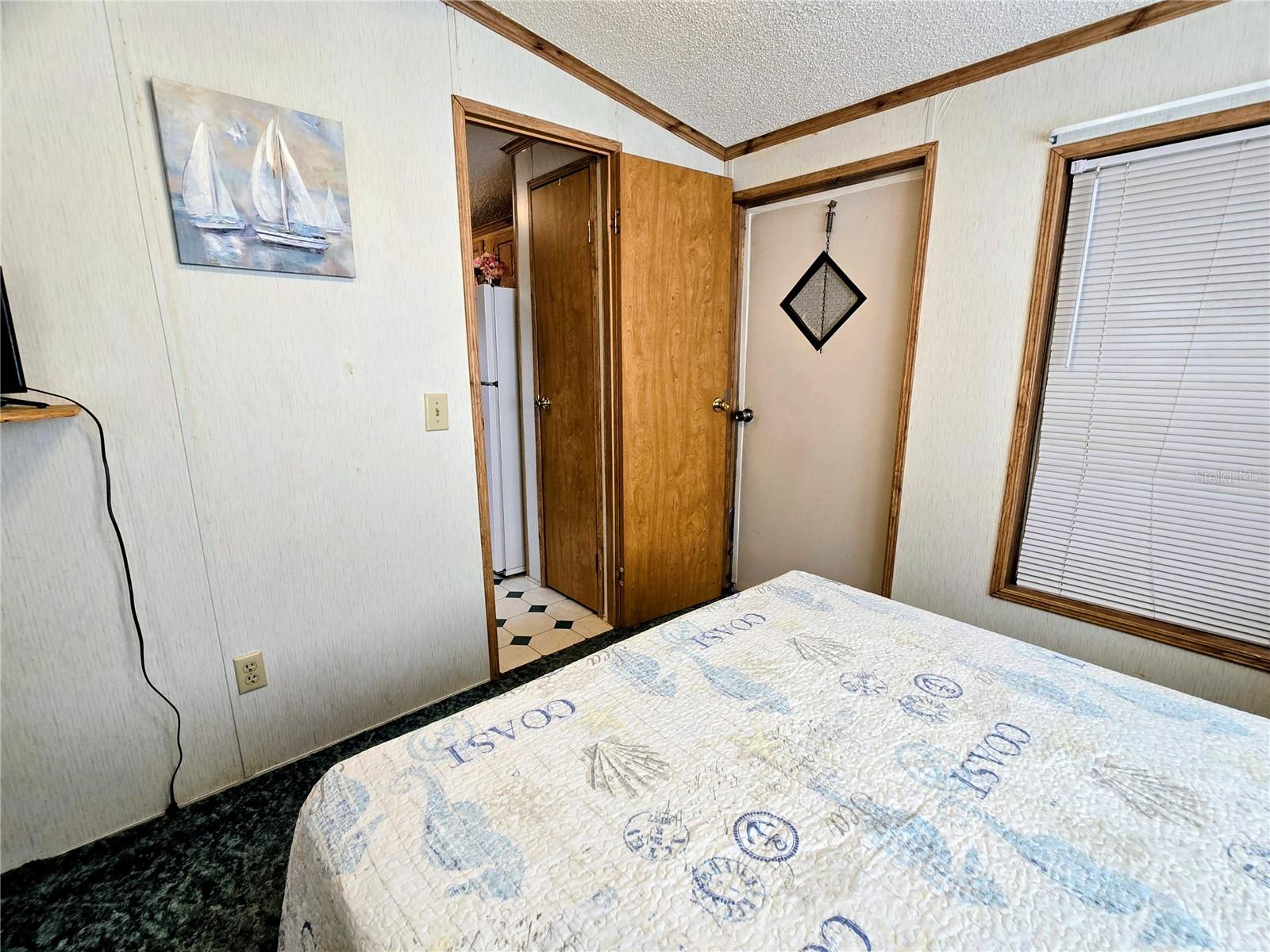 Image 16 of 33 For 39326 Recess Drive