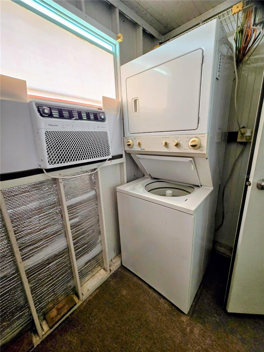 Image 19 of 33 For 39326 Recess Drive