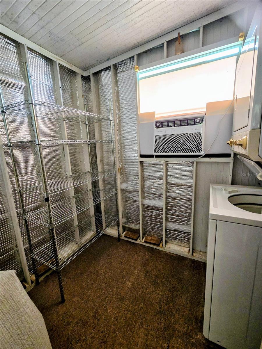 Image 20 of 33 For 39326 Recess Drive