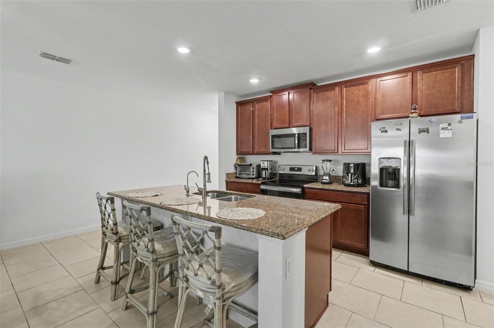 Image 11 of 33 For 1737 Kato Way