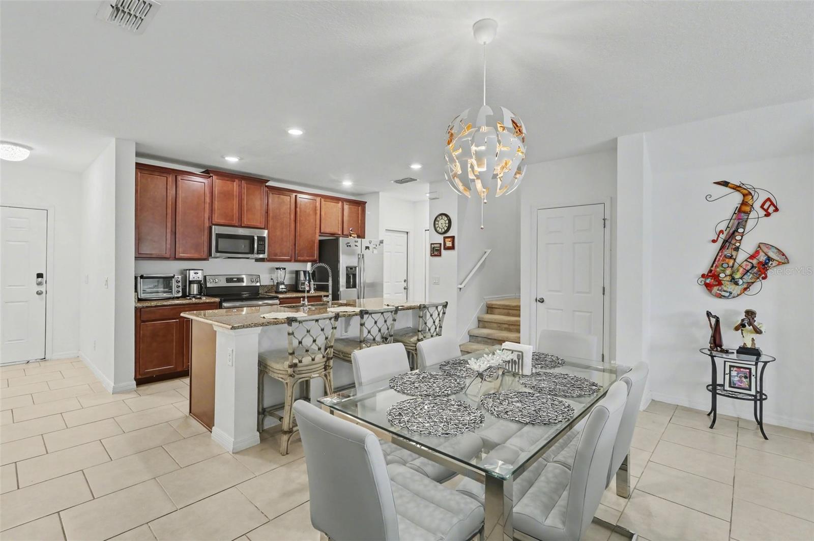 Image 12 of 33 For 1737 Kato Way