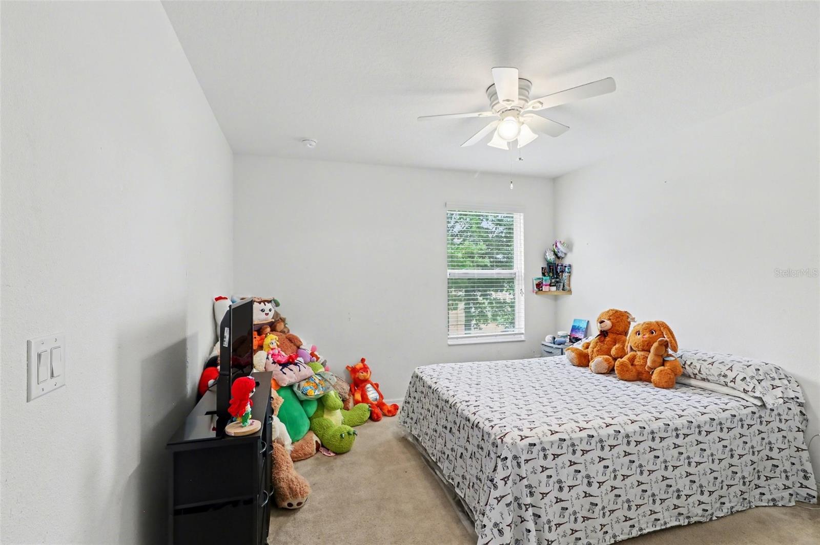 Image 17 of 33 For 1737 Kato Way