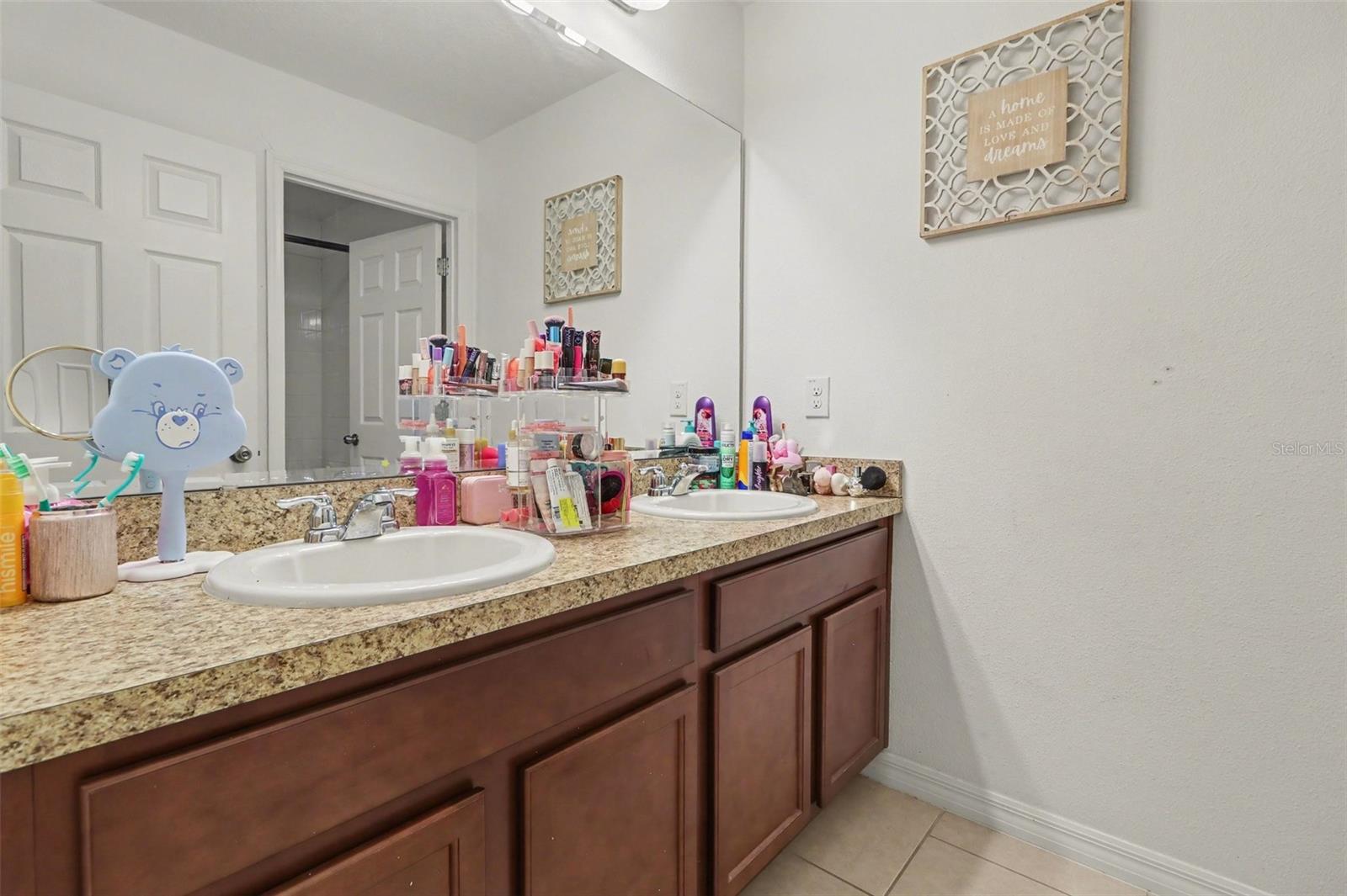 Image 21 of 33 For 1737 Kato Way