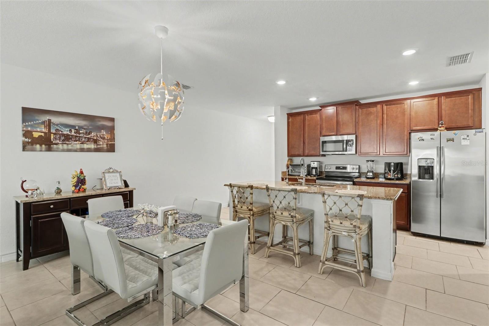 Image 9 of 33 For 1737 Kato Way