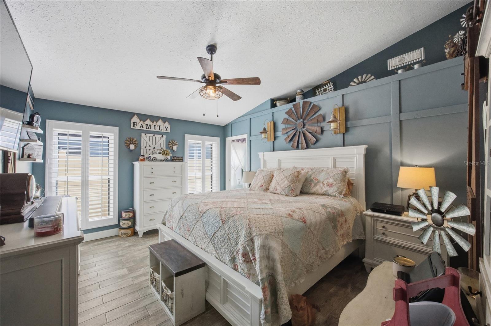 Image 12 of 38 For 10800 New Brighton Court