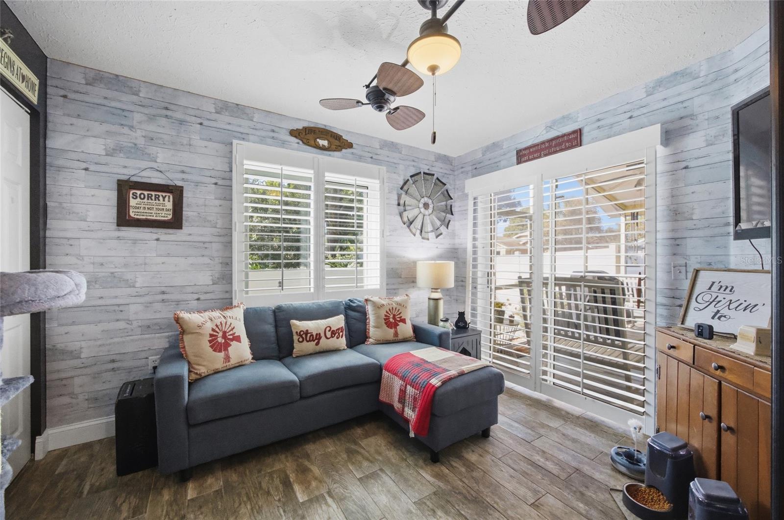 Image 22 of 38 For 10800 New Brighton Court