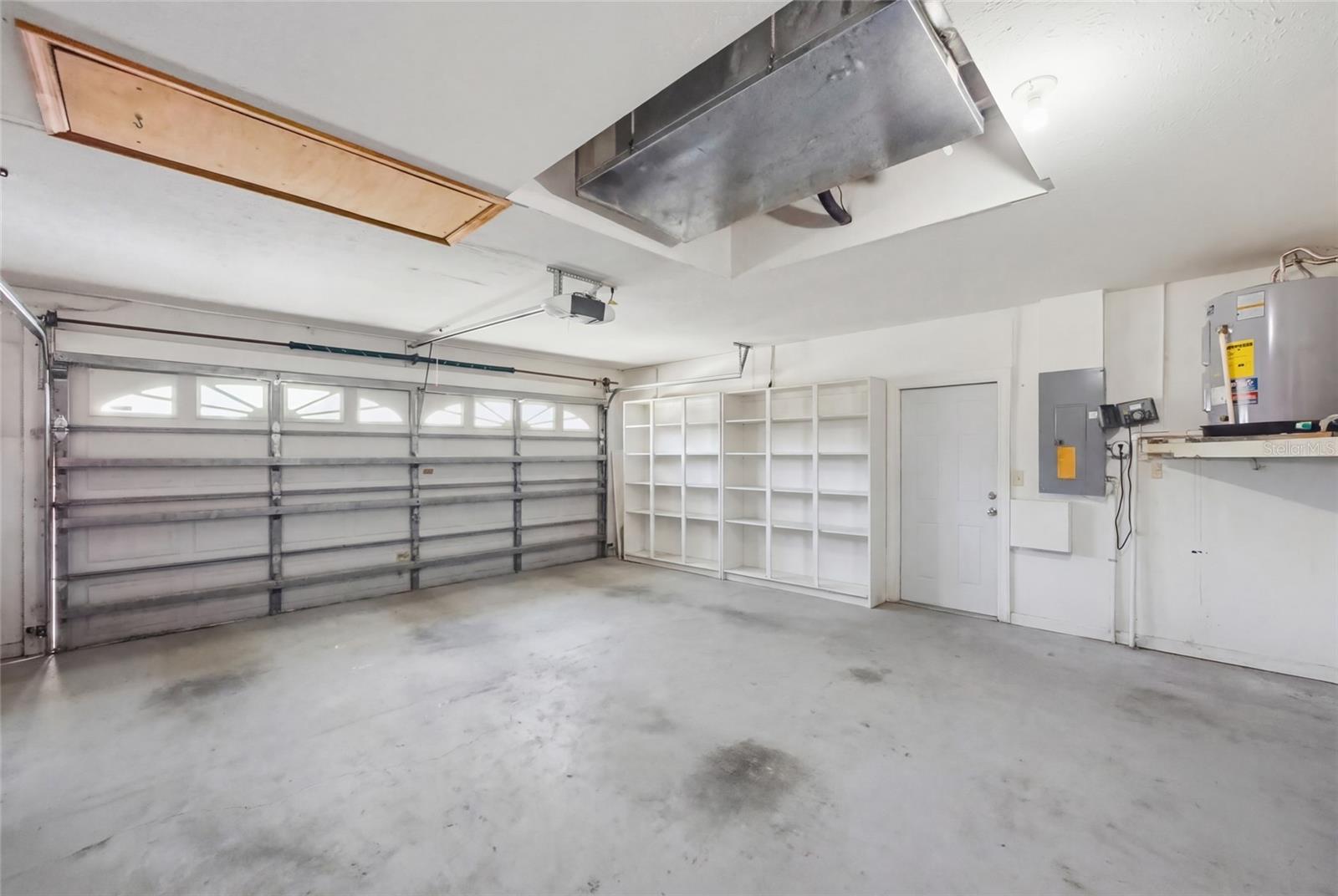 Image 24 of 38 For 10800 New Brighton Court