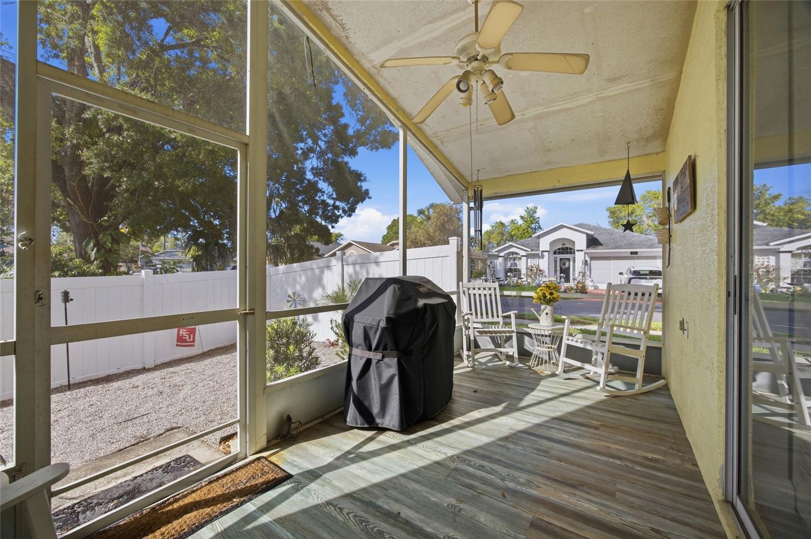 Image 25 of 38 For 10800 New Brighton Court