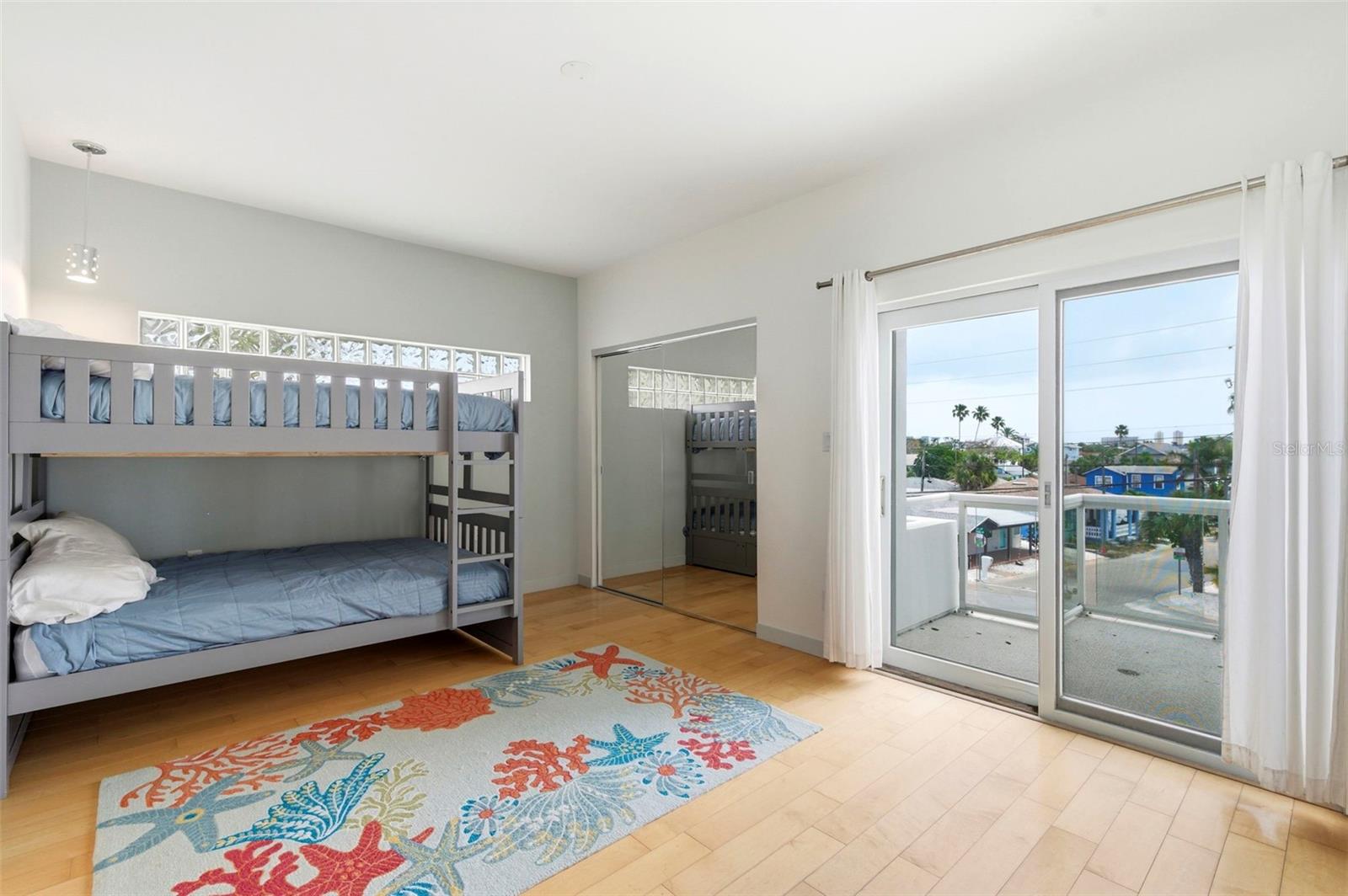 Image 47 of 89 For 8680 Gulf Boulevard