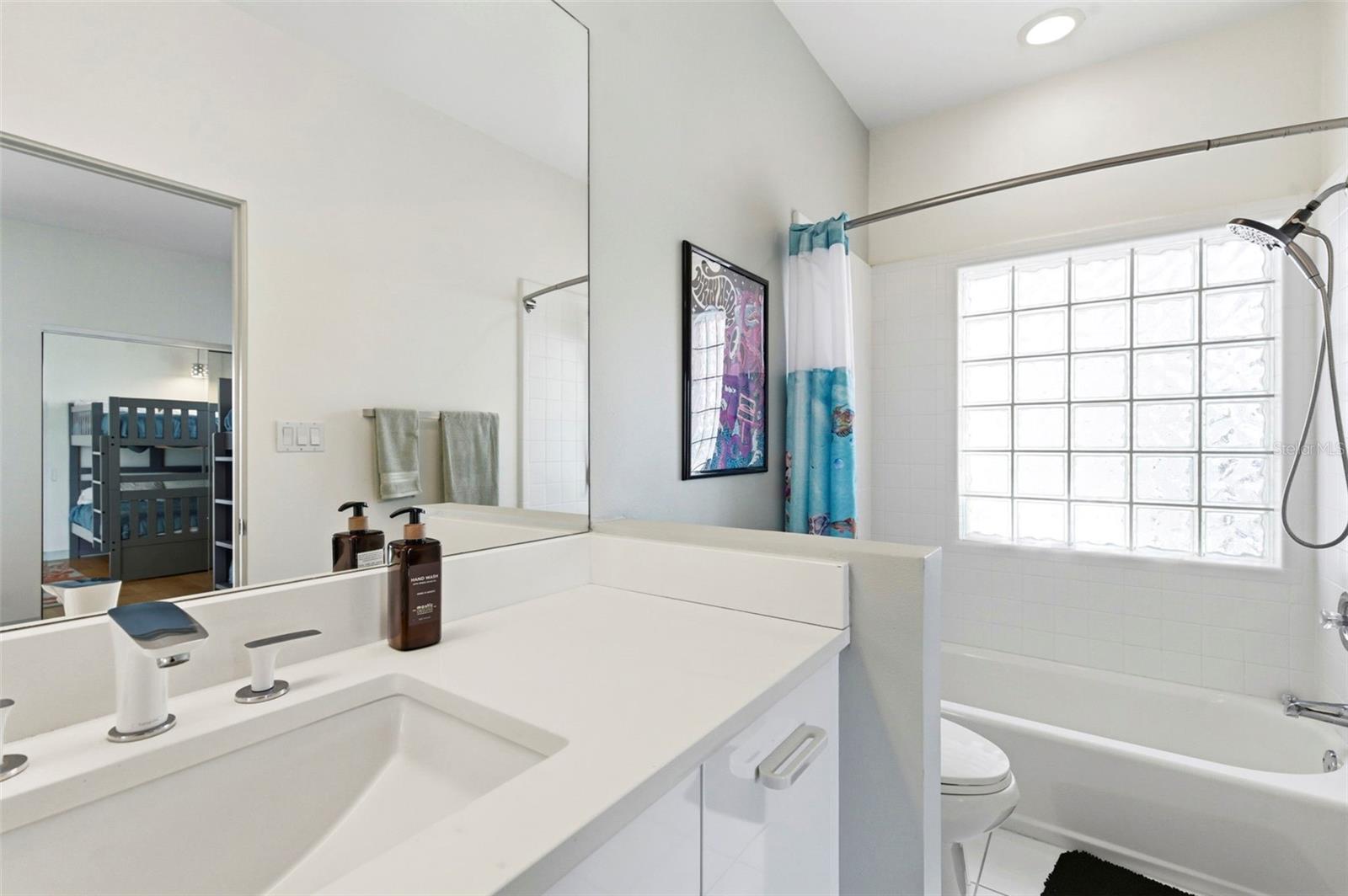 Image 49 of 89 For 8680 Gulf Boulevard