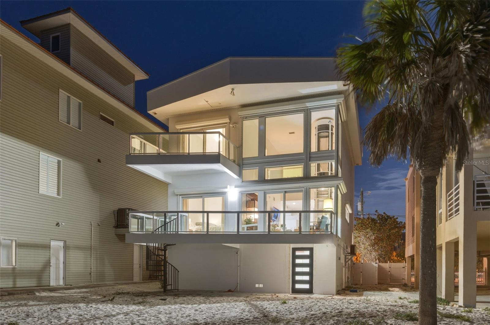 Image 55 of 89 For 8680 Gulf Boulevard