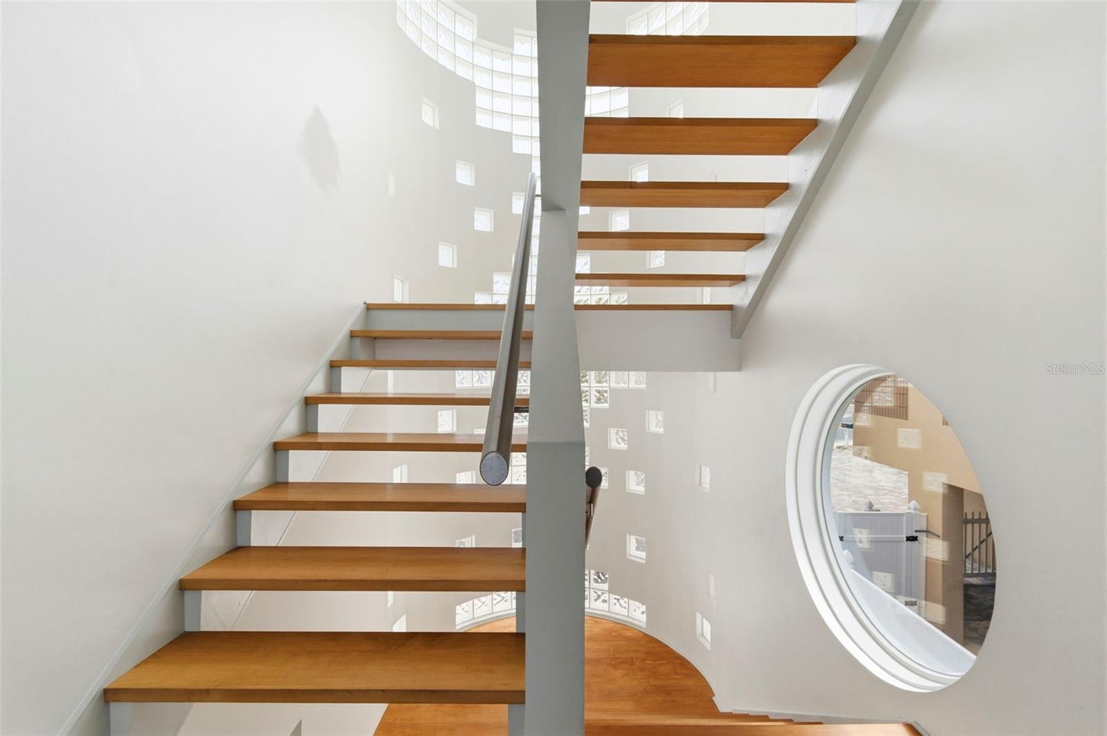 Image 60 of 89 For 8680 Gulf Boulevard