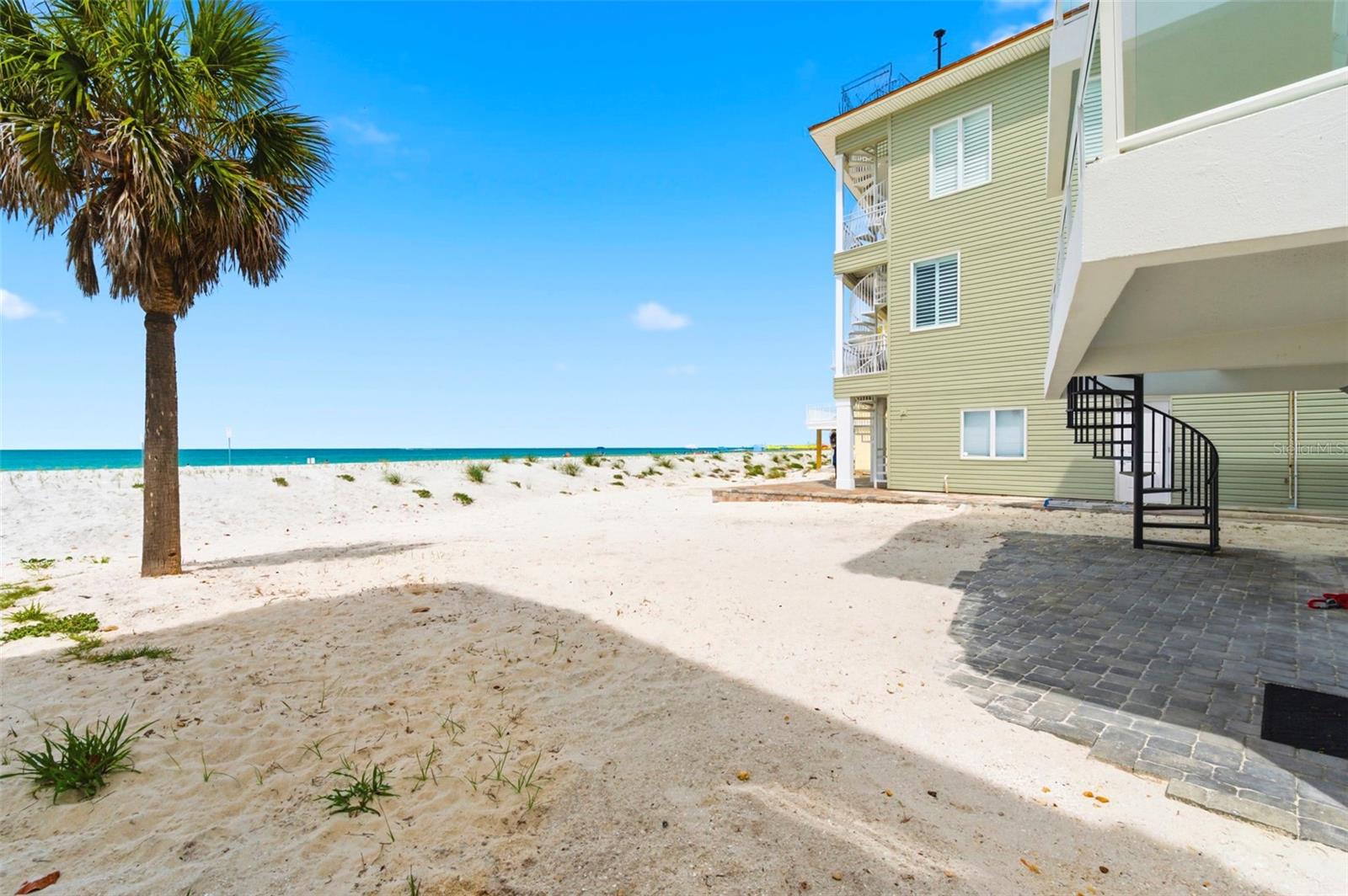 Image 65 of 89 For 8680 Gulf Boulevard