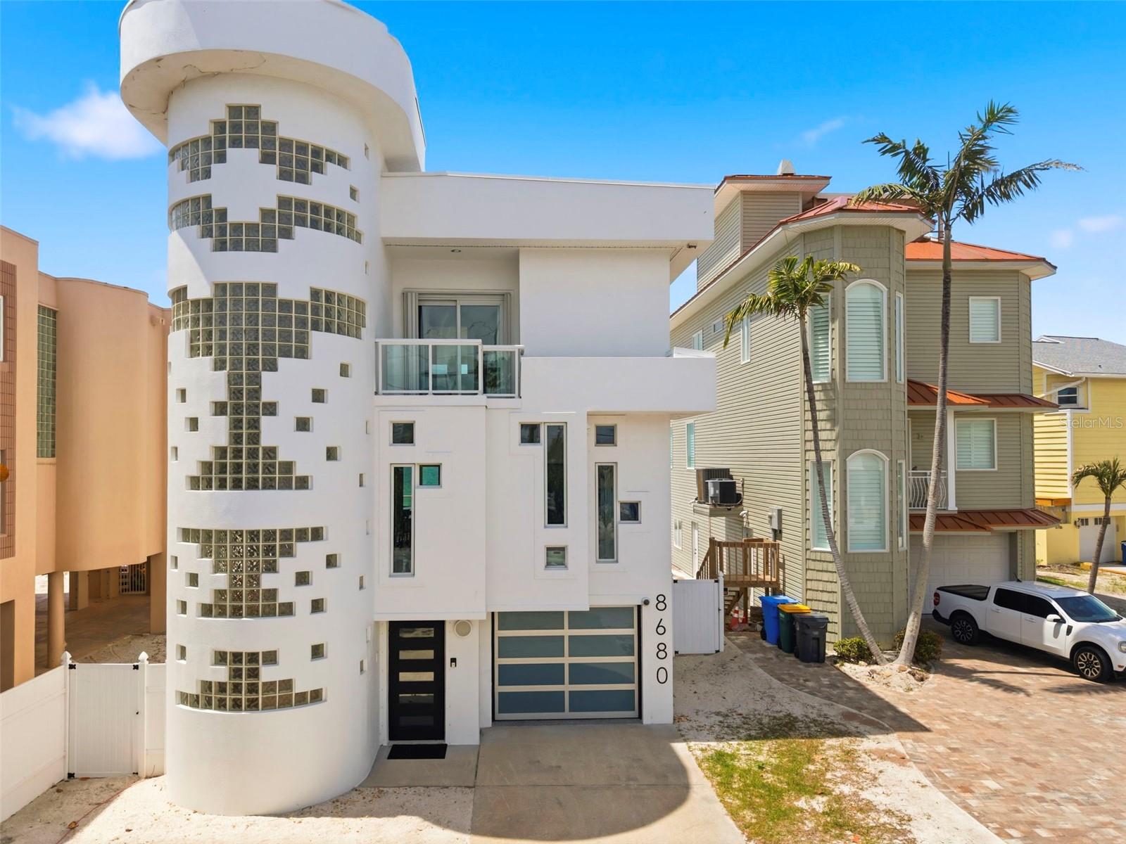 Image 82 of 89 For 8680 Gulf Boulevard