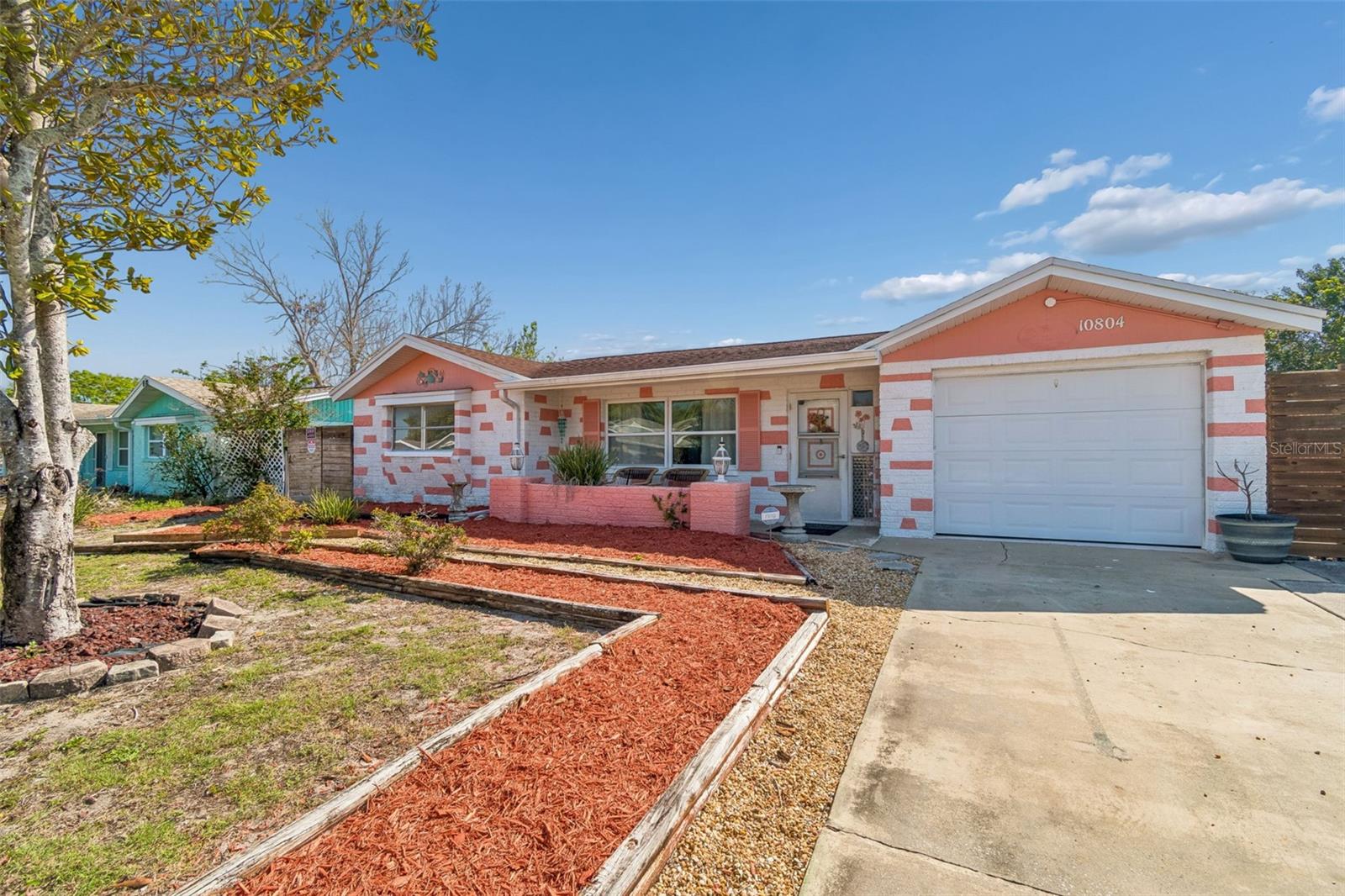 Image 3 of 53 For 10804 Manchester Road