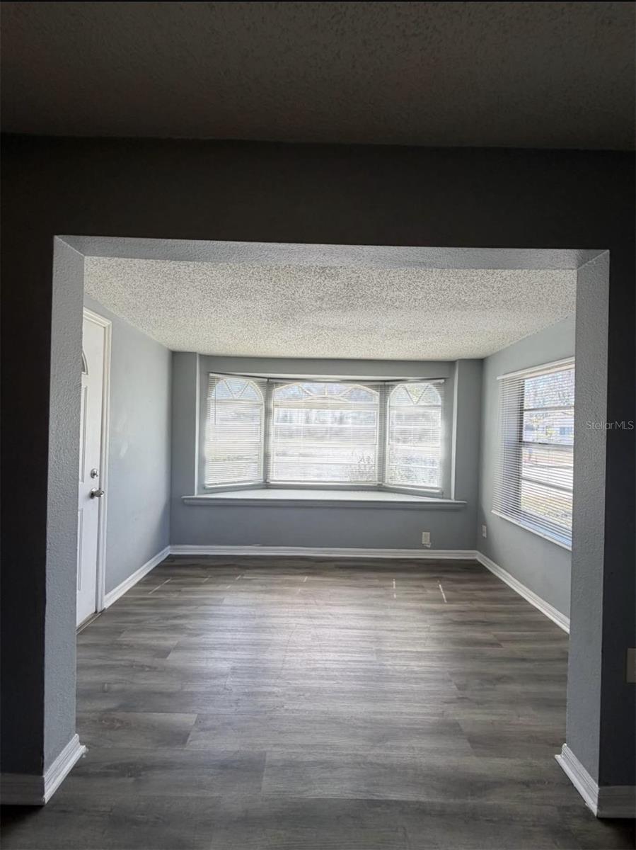 Image 4 of 12 For 1553 31st Street