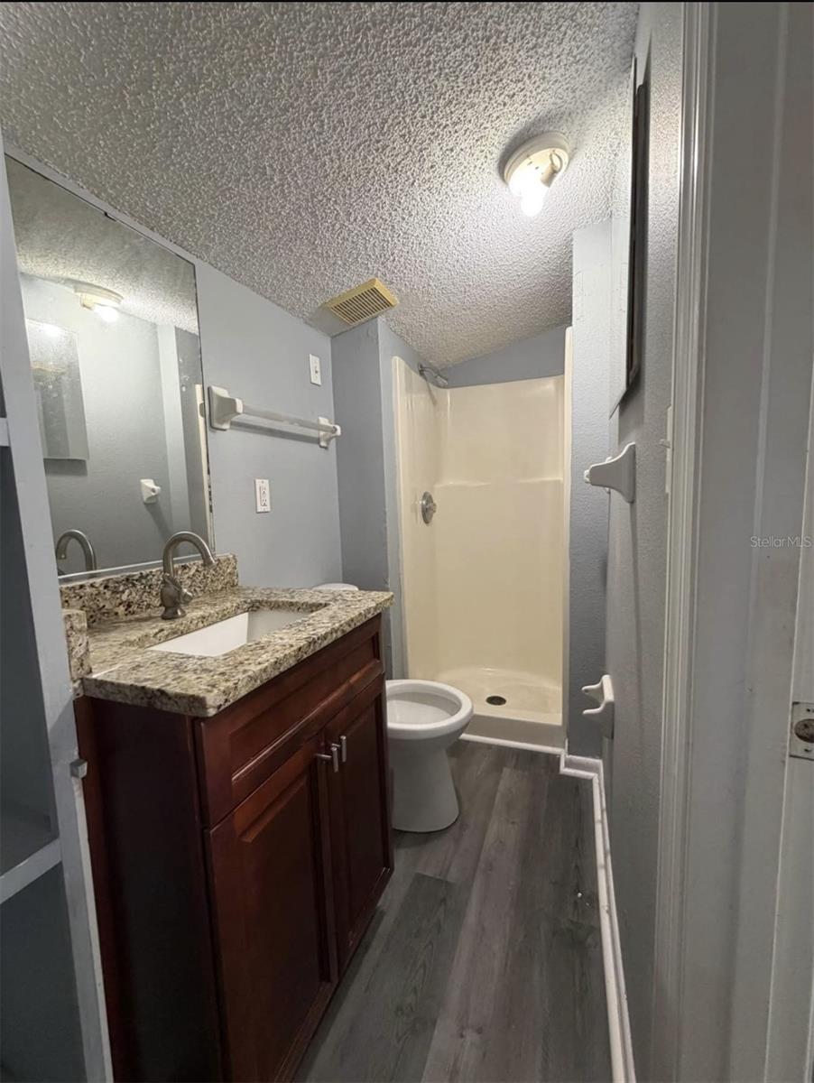 Image 8 of 12 For 1553 31st Street