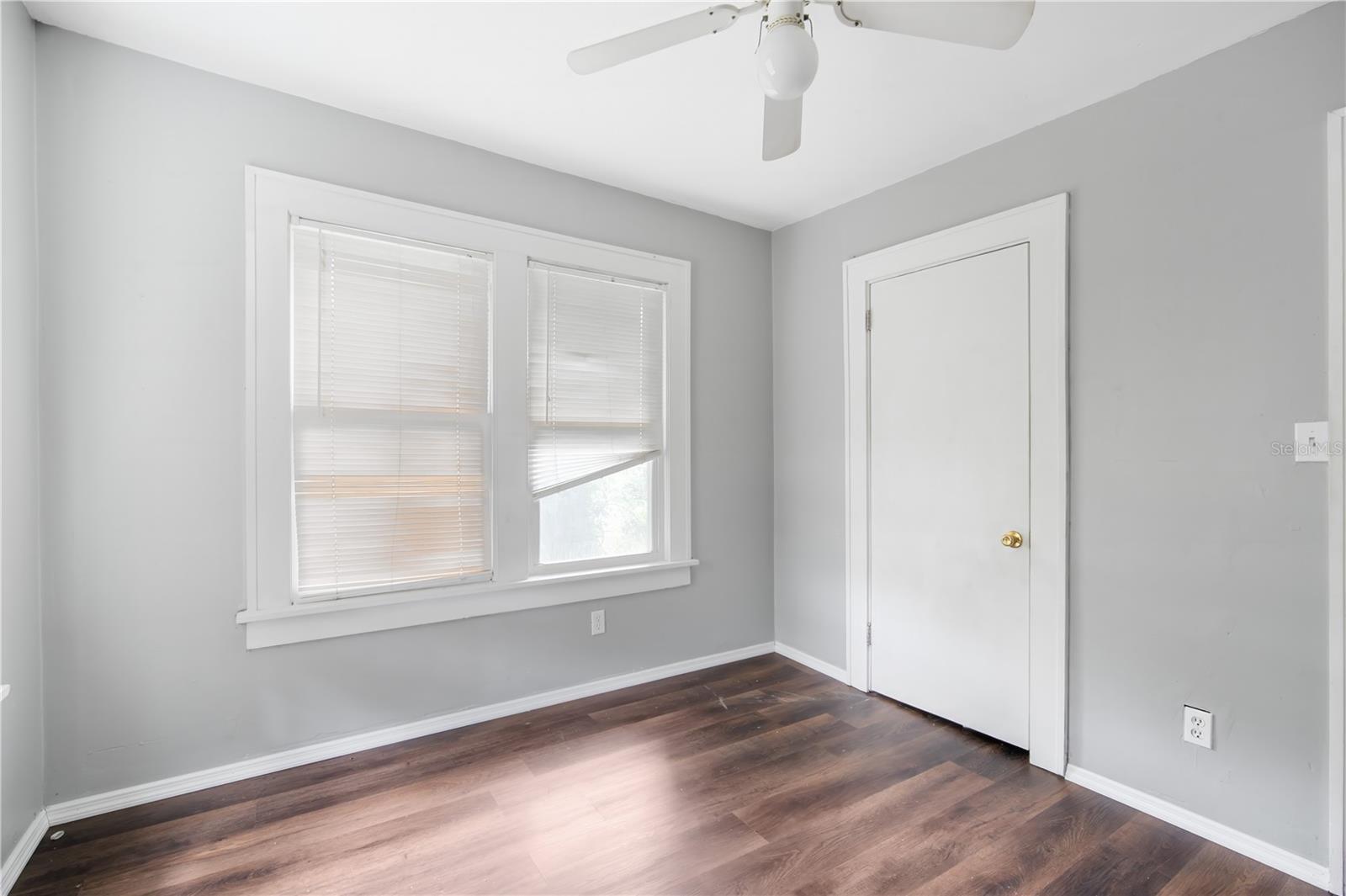 Image 12 of 21 For 3535 14th Avenue S