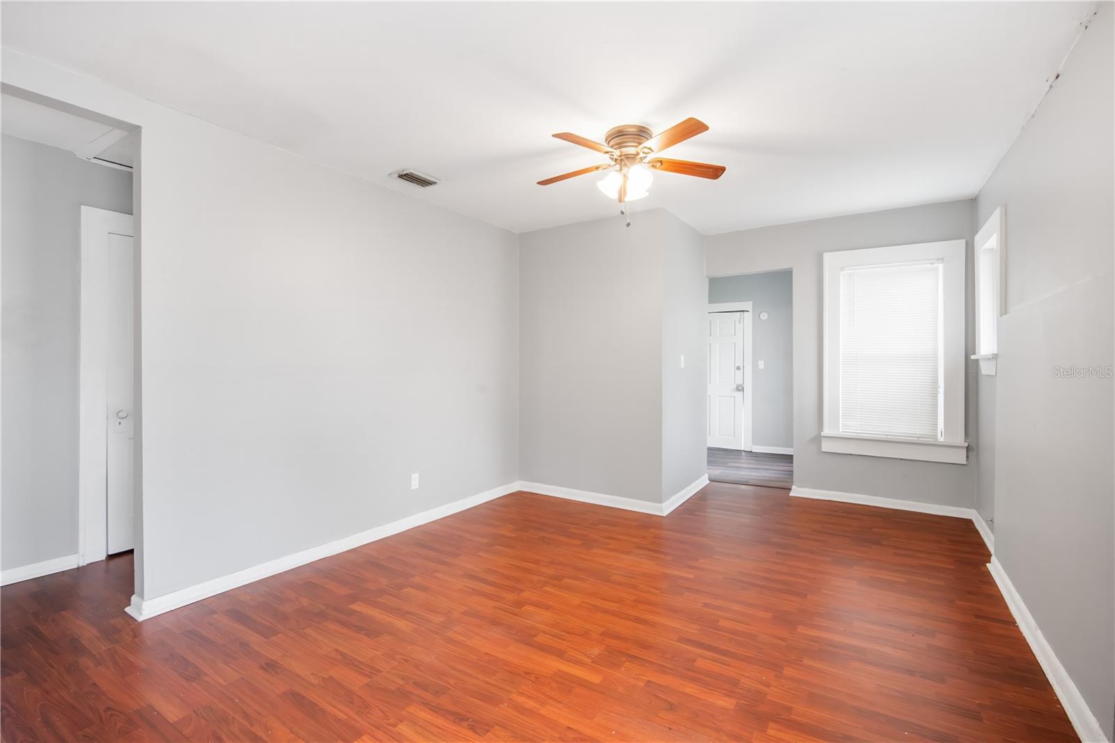 Image 14 of 21 For 3535 14th Avenue S