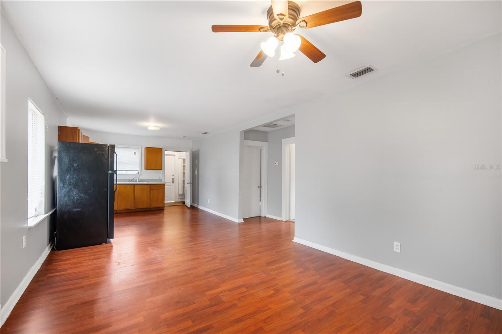 Image 15 of 21 For 3535 14th Avenue S