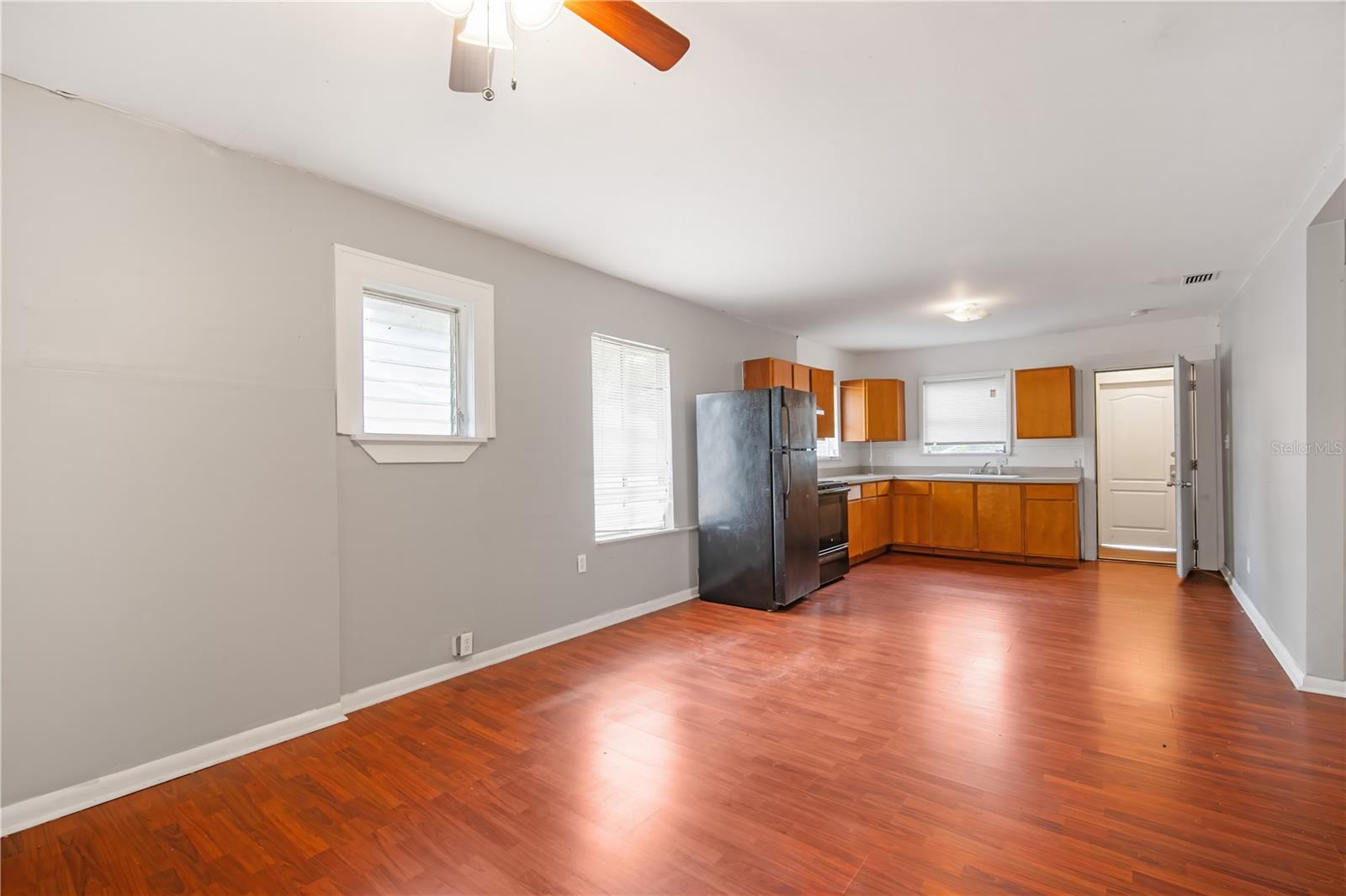 Image 16 of 21 For 3535 14th Avenue S