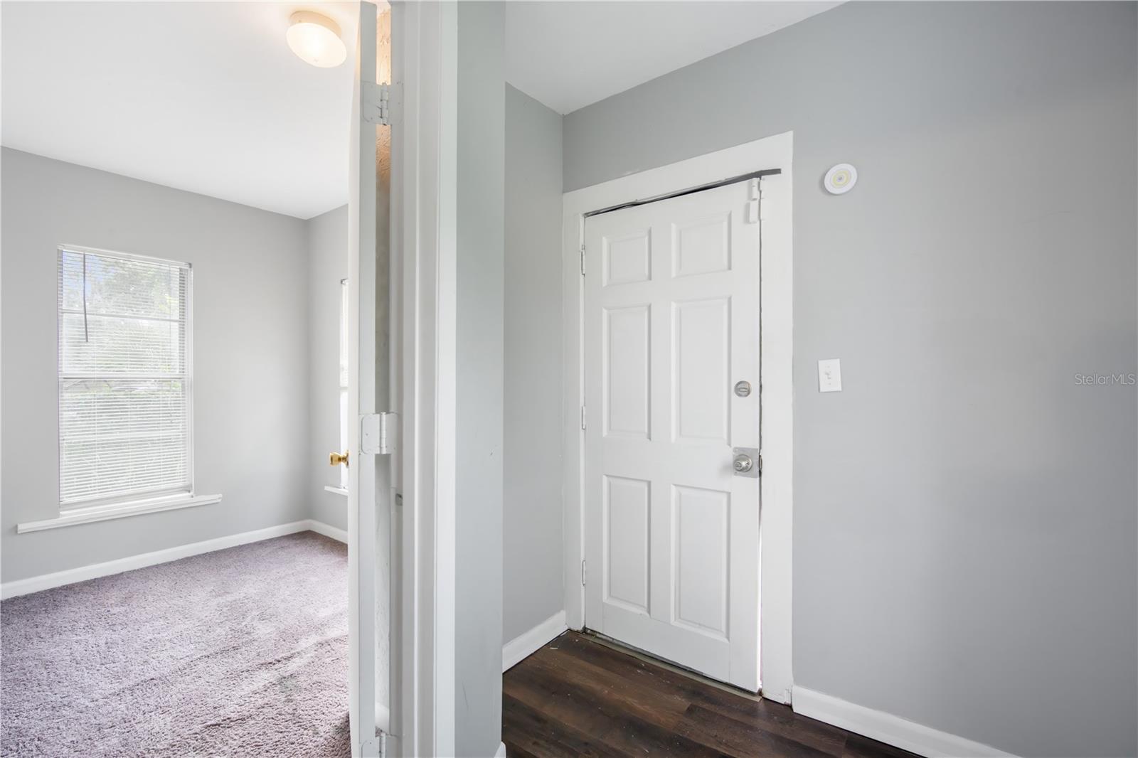 Image 6 of 21 For 3535 14th Avenue S