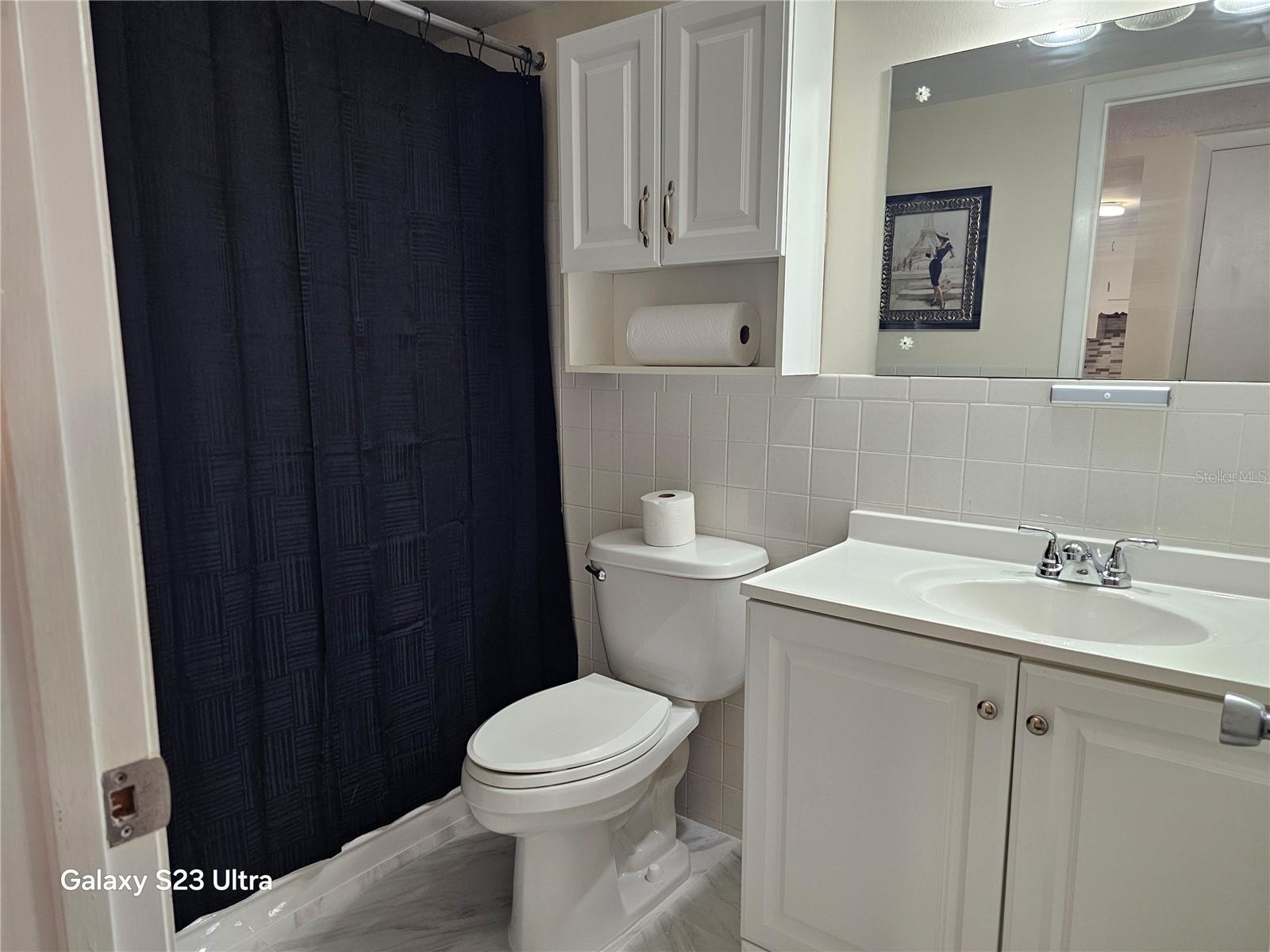 Image 11 of 27 For 2466 Ecuadorian Way 6