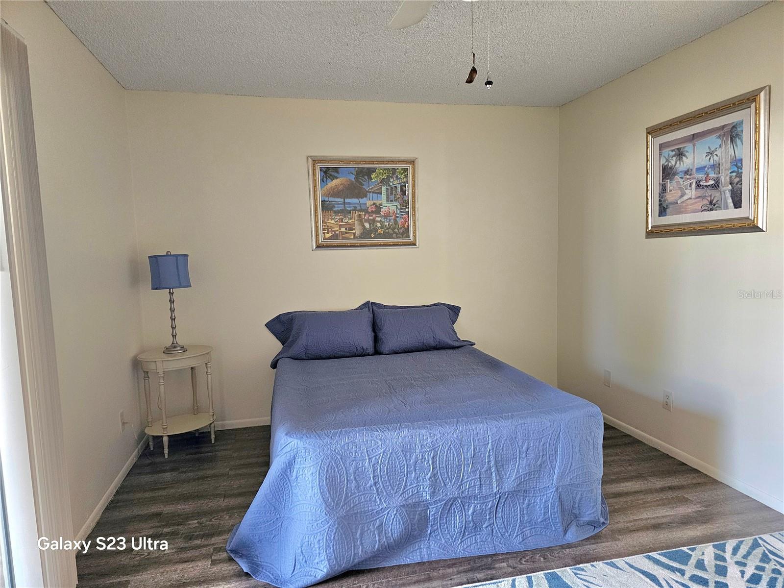 Image 20 of 27 For 2466 Ecuadorian Way 6