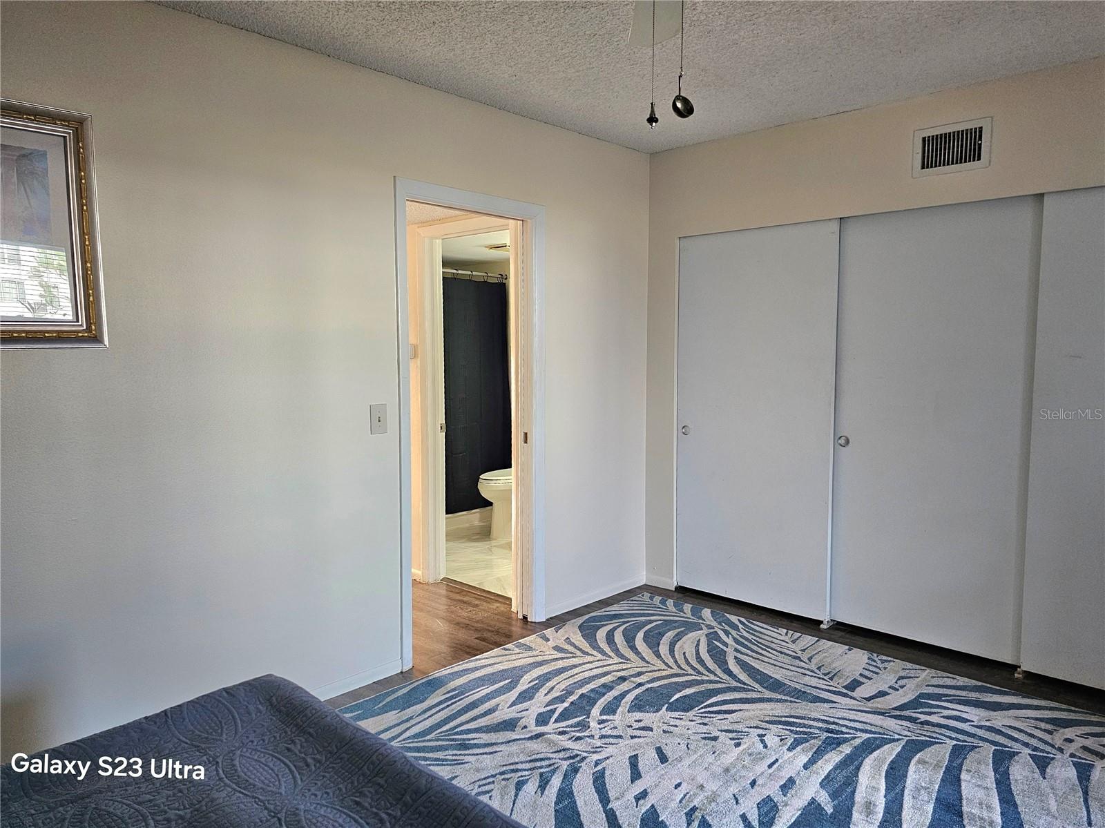 Image 22 of 27 For 2466 Ecuadorian Way 6