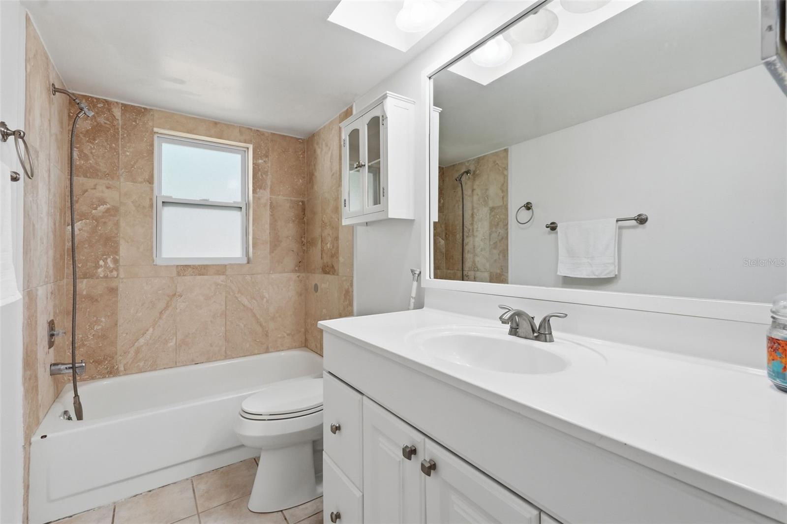 Image 19 of 30 For 2314 Landon Terrace