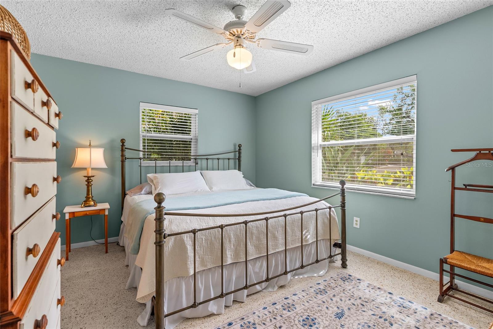 Image 18 of 34 For 12196 144th Lane